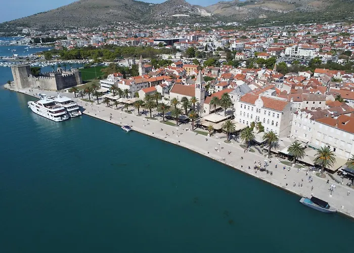 Appartement Eight By Kuzmanic Trogir