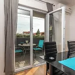 Eight By Kuzmanic Appartement *