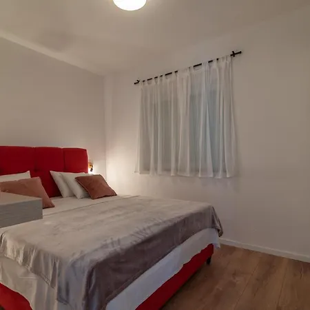 Villa Eight By D Apartamento *