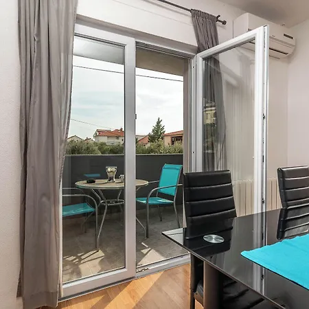 Villa Eight By D Apartamento *