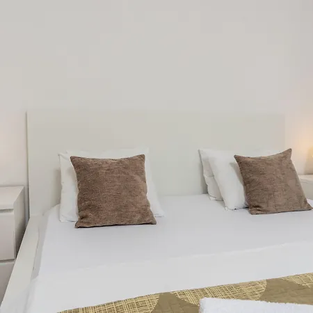 Appartement Eight By Kuzmanic Trogir