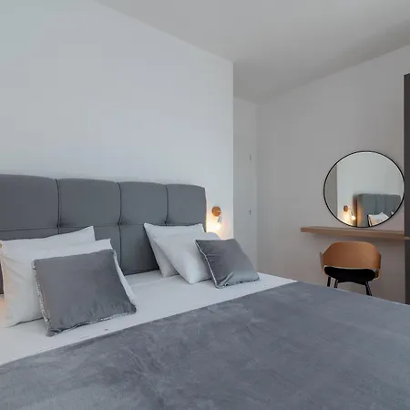 Villa Eight By D Apartamento