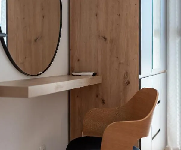 Eight By Kuzmanic Apartament