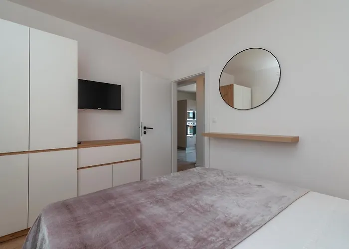 Apartament Eight By Kuzmanic Trogir