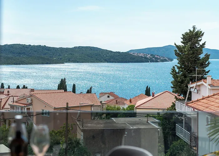 Apartament Eight By Kuzmanic Trogir